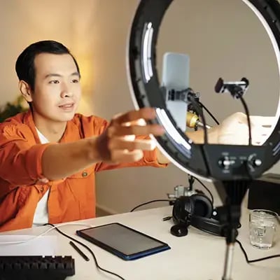 How to Start a Successful Podcast